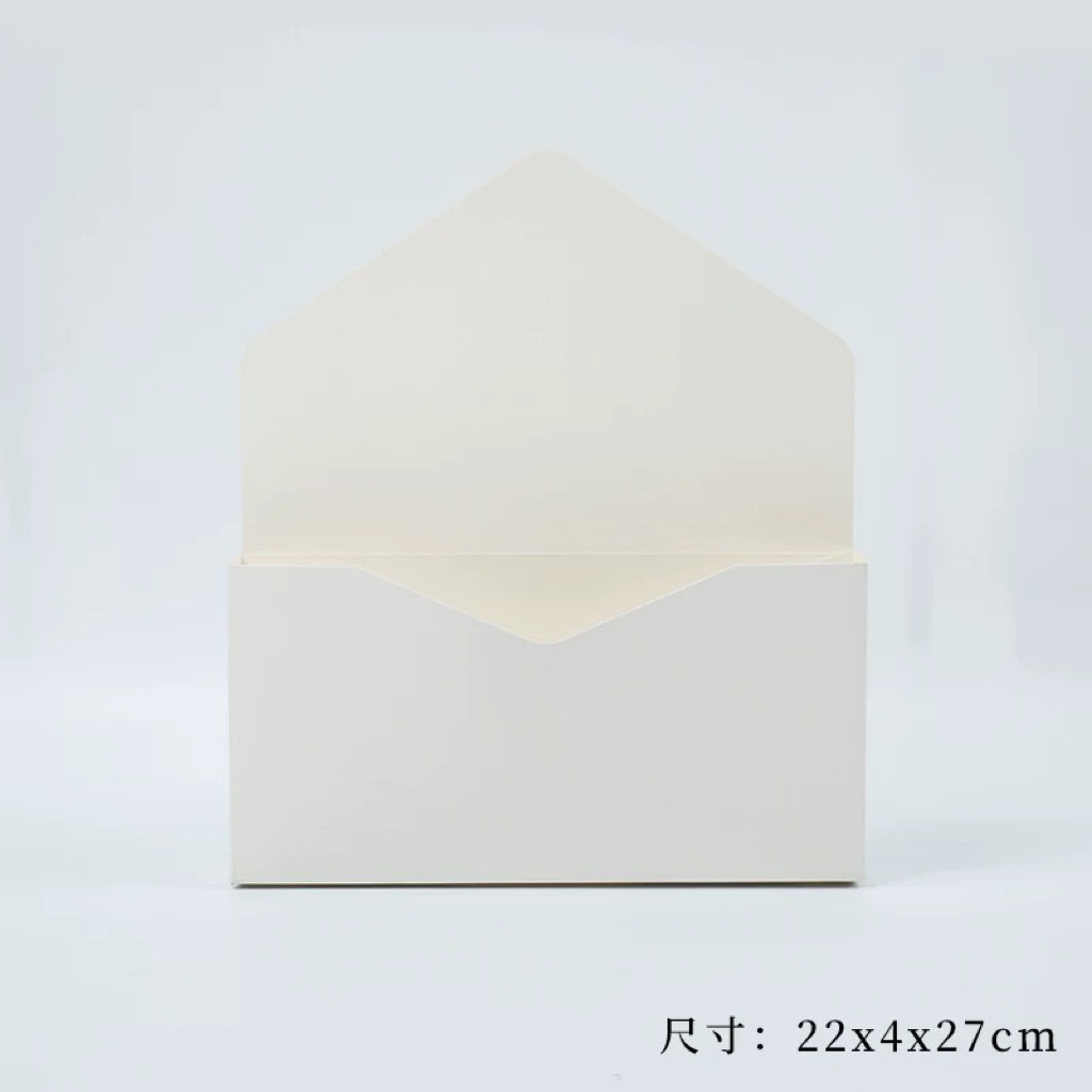 Hộp giấy dạng bì thư cắm hoa