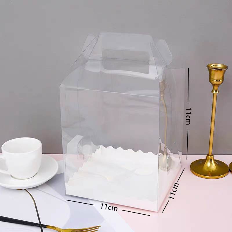Hộp mica đế sóng đựng bánh